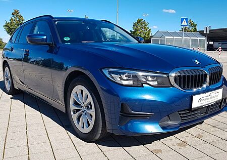 BMW 318d Touring aut. ~ LIVE Cocpid Pro ~AHK ~LED