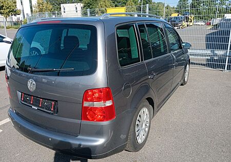 VW Touran Volkswagen 1.9 TDI Highline Highline