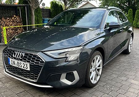 Audi A3 35 TFSI S tronic advanced Sportback S line