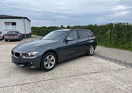 BMW 320i Touring