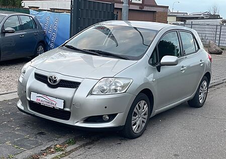Toyota Auris Sol