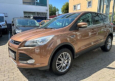 Ford Kuga 4x4 Titanium Navi Kamera Xenon PP