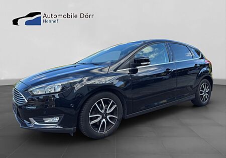 Ford Focus Lim. Titanium *Zahnriemen Neu*