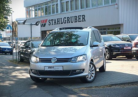 VW Sharan Volkswagen Highline / Pano. / 7 Sitze / ACC / AHK /