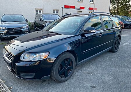 Volvo V50 Kombi 1.6 D Drive KLIMA SITZH TÜV09.2025