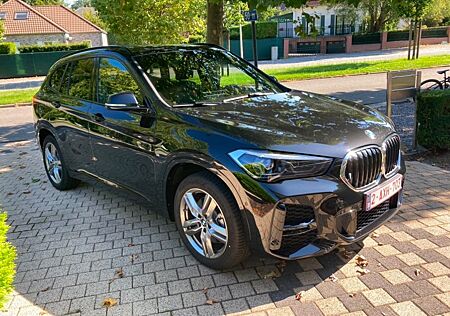 BMW X1 sDrive20i M Sport Steptronic DCT M Sport