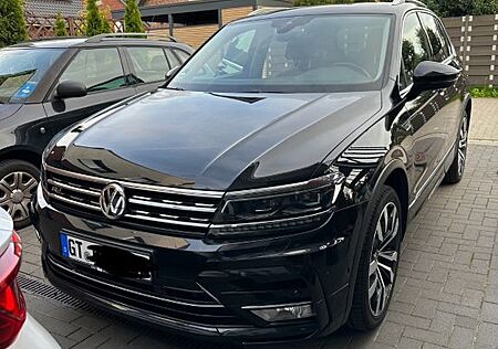 VW Tiguan Volkswagen 2.0 BiTDI VOLL 4MOT. ACC DCC AHK StHzg