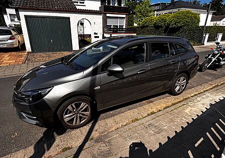 Opel Astra ST 1.2 Di Inj Turbo 96kW Design & Tech...
