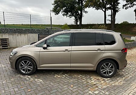VW Touran Volkswagen 2.0 TDI SCR 140kW DSG Highline Highline