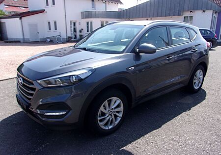 Hyundai Tucson Passion Klimaaut Navi SHZ ALU Kamera