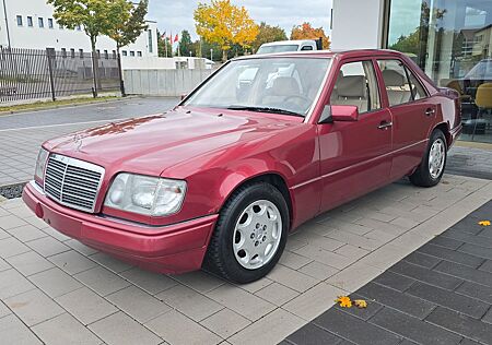Mercedes-Benz E 200 Limousine*Klima*Servo*Schiebedach*Ahk*
