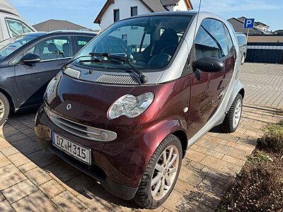 Smart ForTwo coupé 45kW Sondermodell Grandstyle