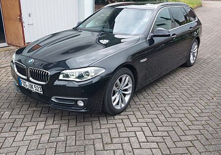 BMW 520d xDrive Touring A Luxury Line Luxury Line