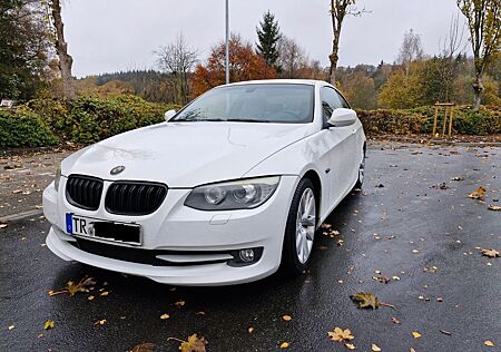 BMW 328i Facelift,Xenon,TÜV/AU NEU