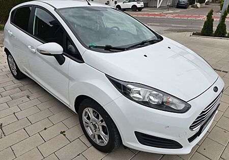 Ford Fiesta 1,0 EcoBoost 74kW S/S SYNC Edition SY...