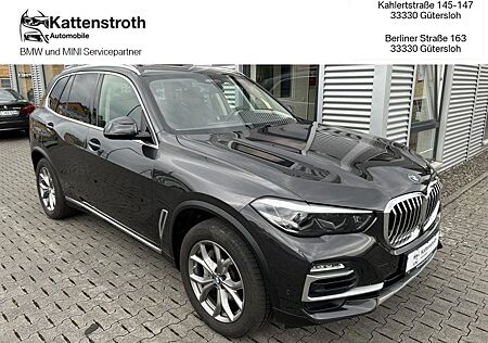 BMW X5 xDrive30d xLine HeadUp DrivAssProf ParkAssPl