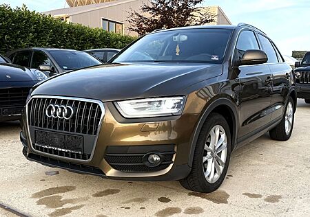 Audi Q3 2.0 TDI Aut Quattro Xenon Navi T.Leder AHK