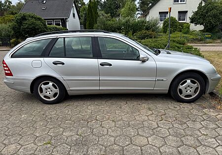 Mercedes-Benz C 180 KOMPRESSOR T CLASSIC Classic
