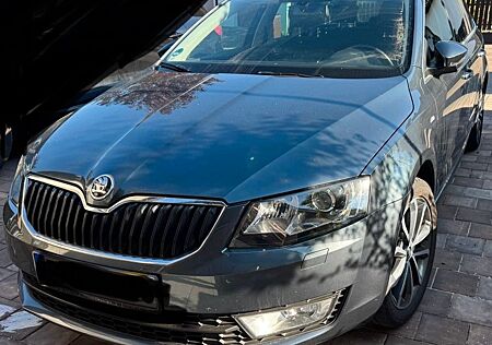Skoda Octavia 1.2 TSI Green tec Edition Combi Edition