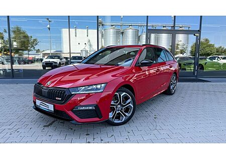 Skoda Octavia Combi RS DSG AHK STH Pano Challenge+