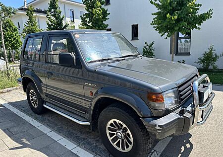 Mitsubishi Pajero V6 3000 *V20*Klima*Schiebedach*