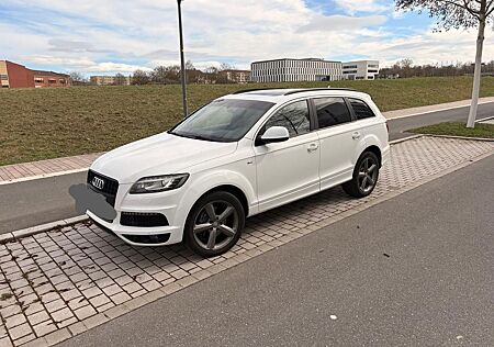 Audi Q7 4.2 TDI quattro tiptronic VON PRIVAT