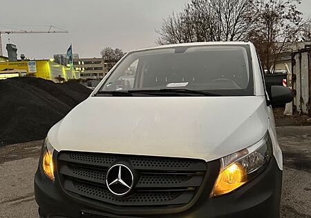 Mercedes-Benz Vito Kasten El. Fensterheber vorn 6 Gang CDI