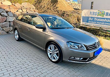 VW Passat Variant Volkswagen 2.0 TSI Highline Std.-Hzg.