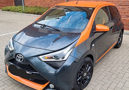 Toyota Aygo (X) Aygo -JBL