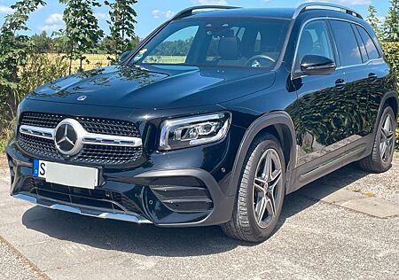 Mercedes-Benz GLB 200 d 4M, AMG 7Sitze Pano AHK MBUX High End
