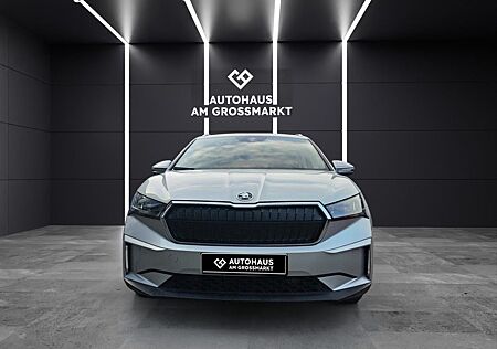 Skoda Enyaq 80 Loft AHK Navi Totwinkel SHZ ACC PDC App