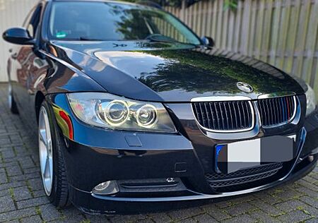 BMW 318i Touring - M Paket