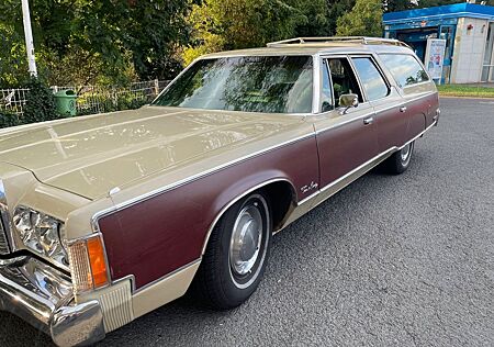 Chrysler Town and Country