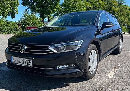 VW Passat Variant Volkswagen 2.0 TDI DSG BMT Comfortline V...