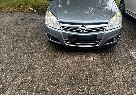 Opel Astra Caravan 1.6 CATCH ME Now, TüV 08/26