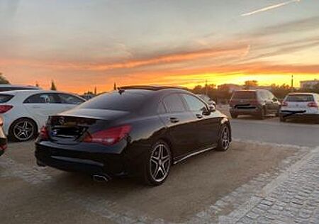 Mercedes-Benz CLA 220 d 4MATIC DCT AMG Line AMG Line