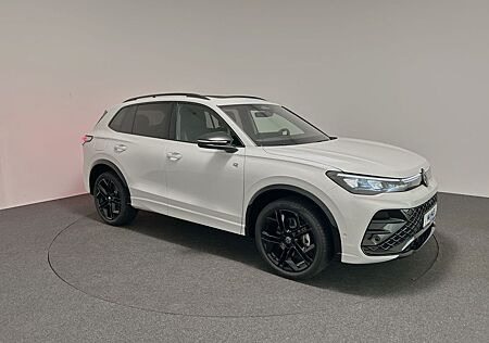 VW Tiguan Volkswagen R-Line 1.5 l eHybrid OPF / 85 kW (115 PS)