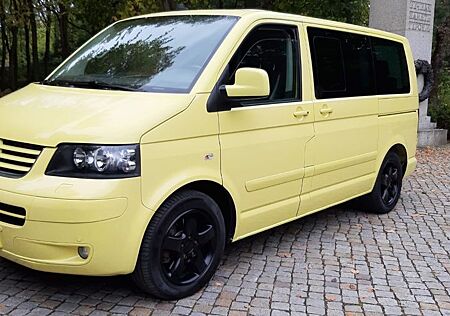 VW T5 Transporter Volkswagen T5 Multivan Highline 4Motion Navi AHK Standheizu