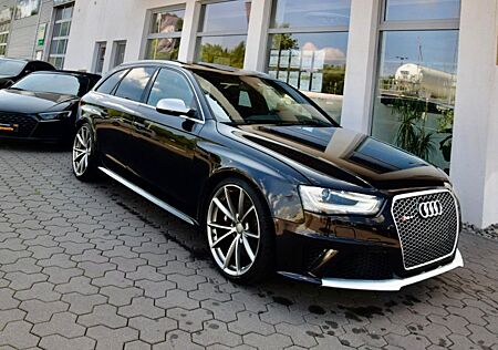Audi RS4 RS 4 Avant 4.2 FSI quattro DSG/PANO/B&O/KAM!