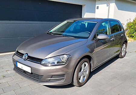 VW Golf Volkswagen 1.4 TSI DSG BMT ACC Keyless Sportsitze