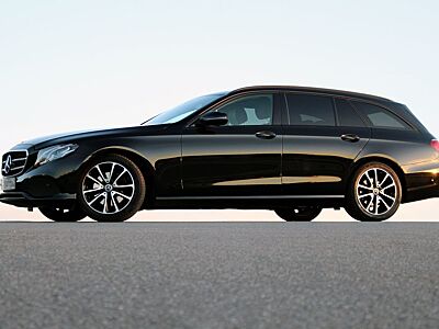 Mercedes-Benz E220d Night-Edition | AHK | Comand | 18" MB-Alu