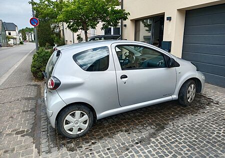 Toyota Aygo (X) Aygo 1.0