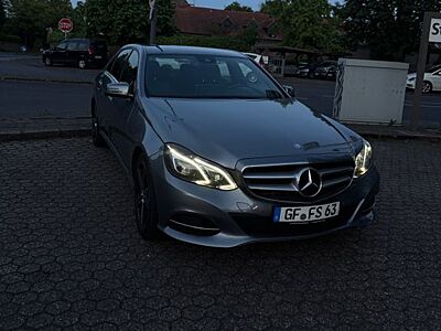 Mercedes-Benz E 200 CDI Leder Bi-Xenon 12,7  CarPlay Tempomat