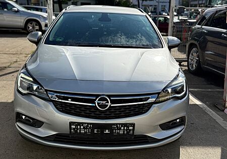 Opel Astra K /32TKM/SEHR SAUBER/KLIMA/PDC
