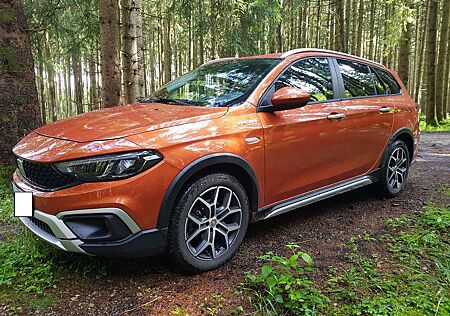 Fiat Tipo CROSS Kombi HYBRID 1.5 GSE DCT MY23 Garanti
