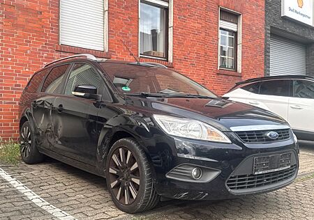 Ford Focus Turnier Black Magic