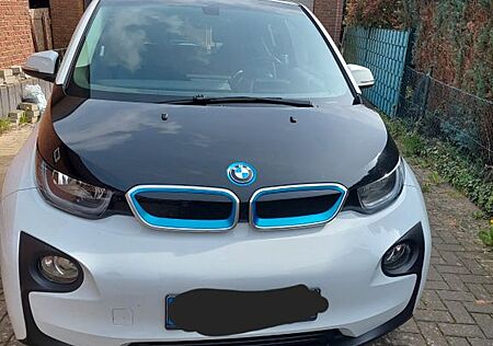 BMW i3 mit Range Extender -