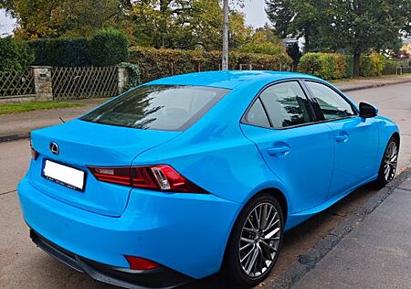 Lexus IS 300 IS 300h Automatik Luxury Line *FOLIERT *