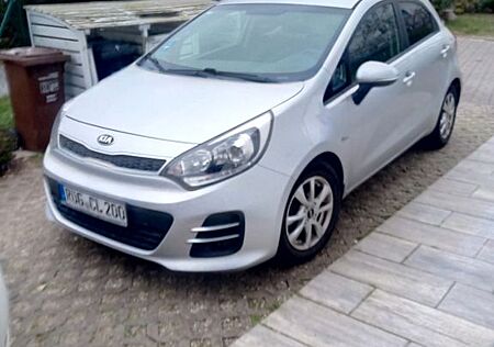 Kia Rio 1.4 Dream-Team Edition Dream-Team Edition