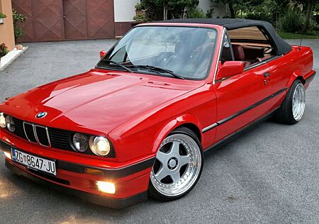 BMW 325i E30 cabrio